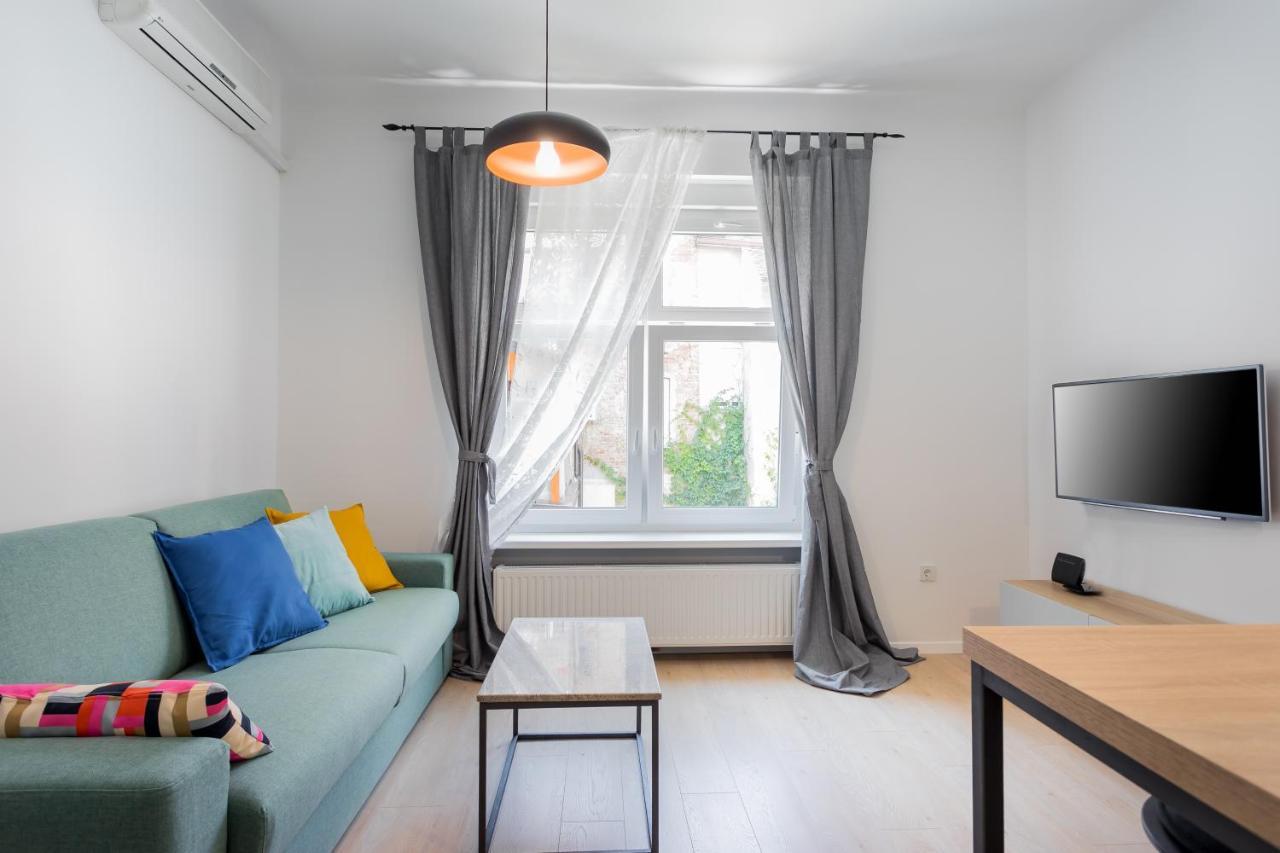 Go2Zagreb Chick Apartment Private Parking Available Exterior foto